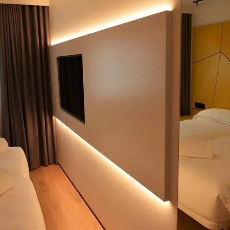 Plaza Obradoiro By Bossh! 2* Santiago de Compostela