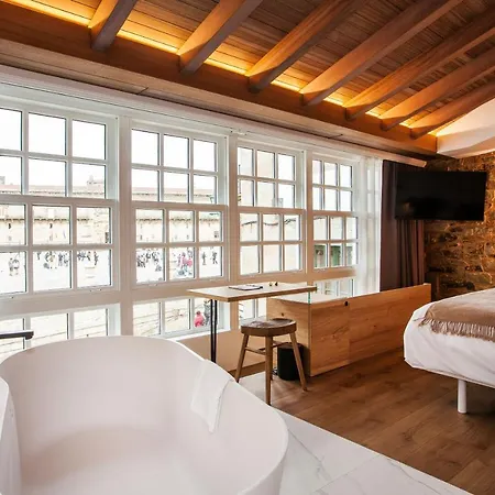 Plaza Obradoiro By Bossh! Otel 2*