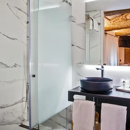 Otel Plaza Obradoiro By Bossh! 2*