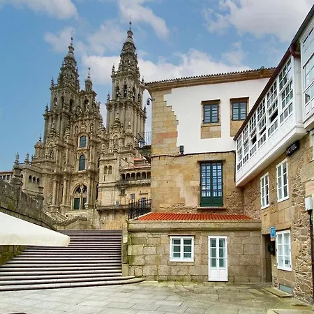 Otel Plaza Obradoiro By Bossh! 2*